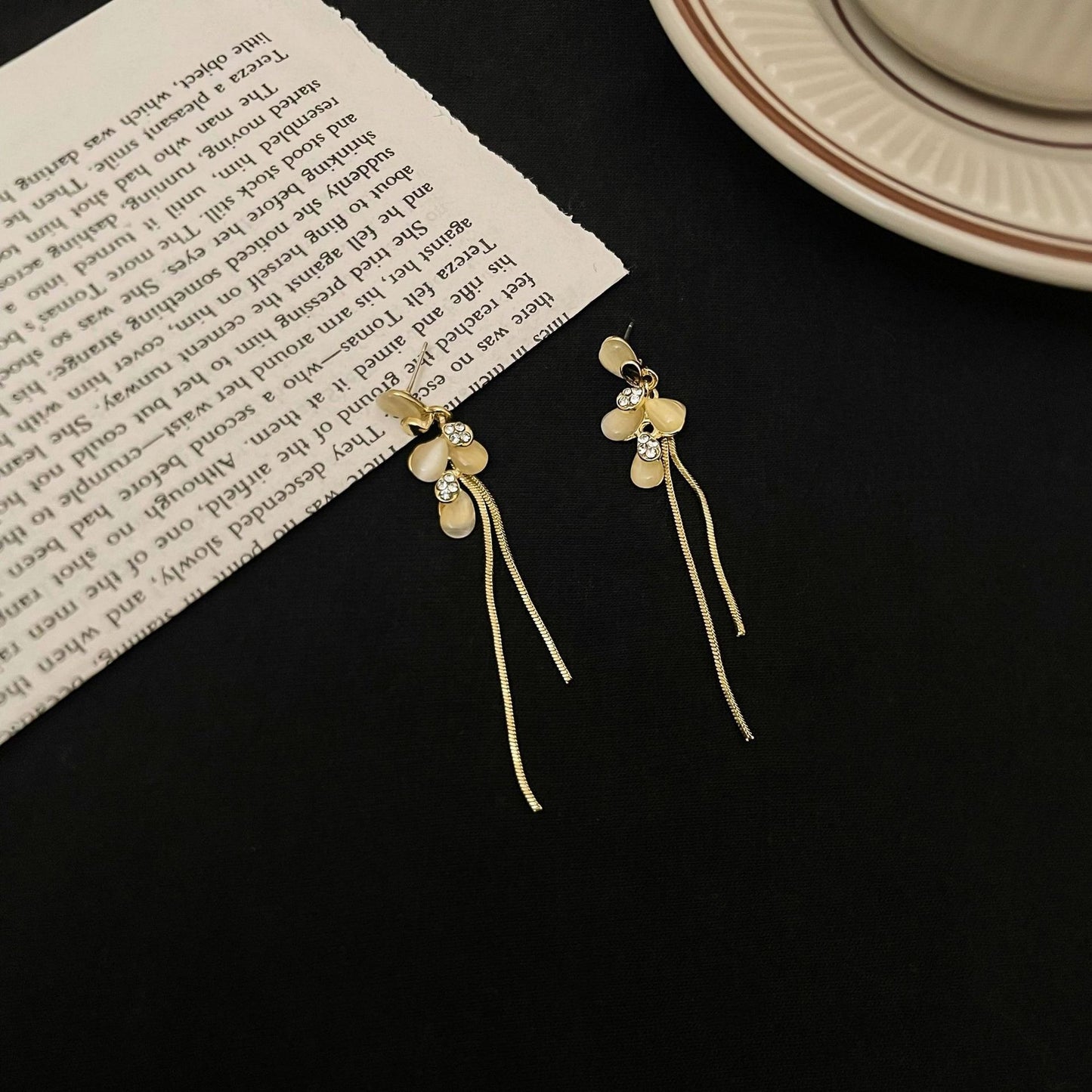 S925 Silver Needle Cat's Eye Small Earrings Female Geometric Square Love Diamond Earrings Simple Atmosphere Earrings