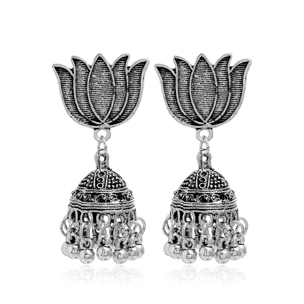 Bohemian ethnic carved retro patterns, creative bell earrings, exaggerated and personalized ethnic style earrings from Europe and America