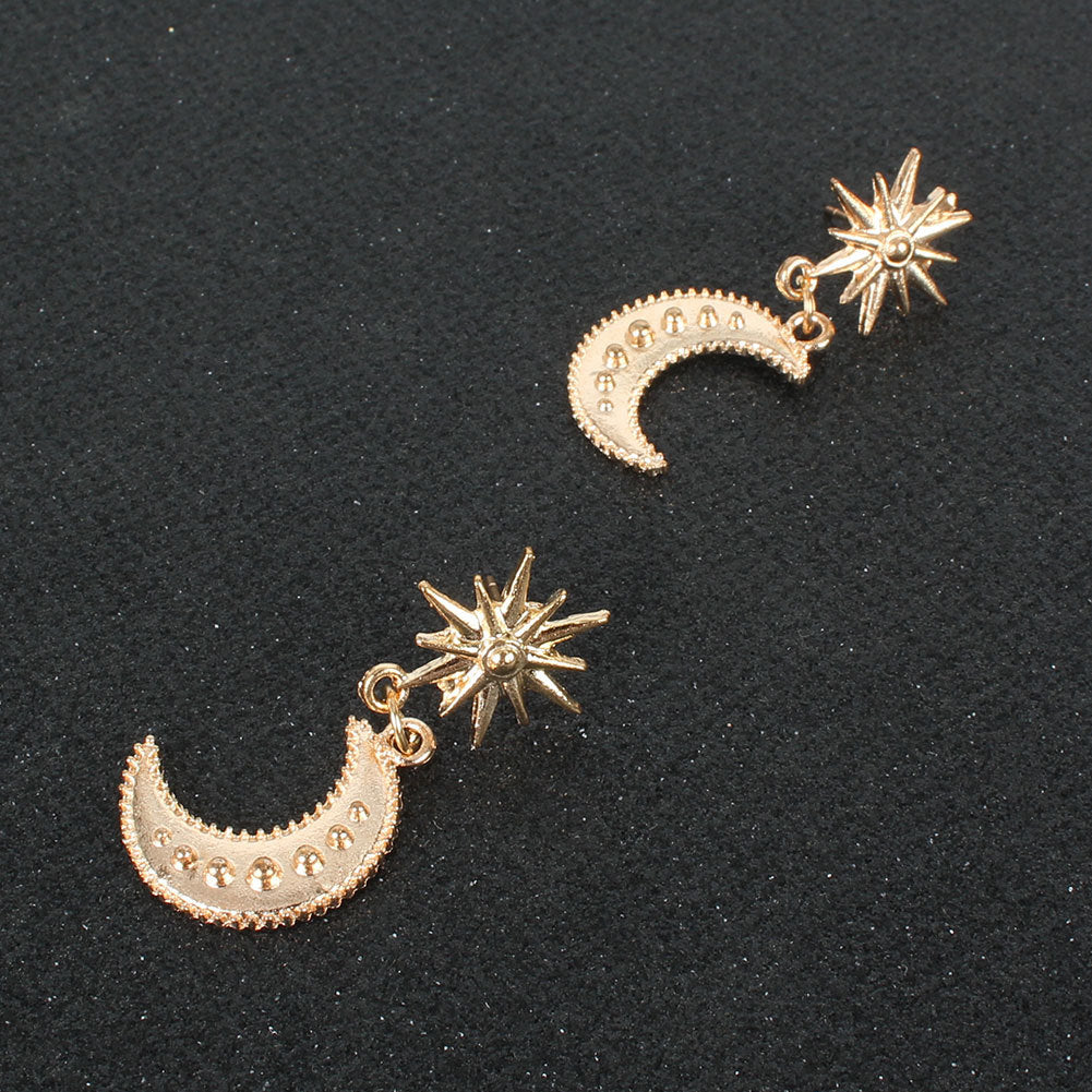 Temperament Fashion Alloy Moon Earrings New Bohemian Style Stud Earrings For Women