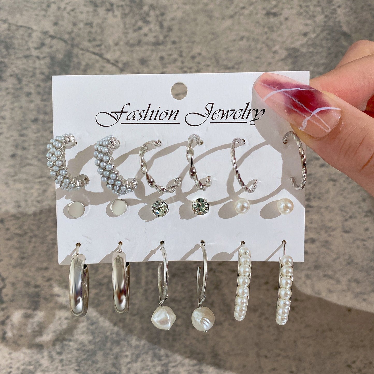 New Inlaid Pearl Ladies Earrings Creative French Vintage Gold Earrings 6 Pieces Set