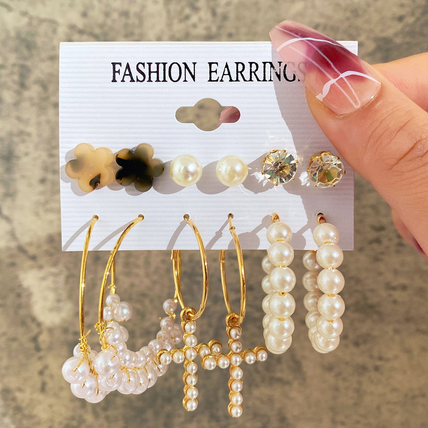 New Inlaid Pearl Ladies Earrings Creative French Vintage Gold Earrings 6 Pieces Set
