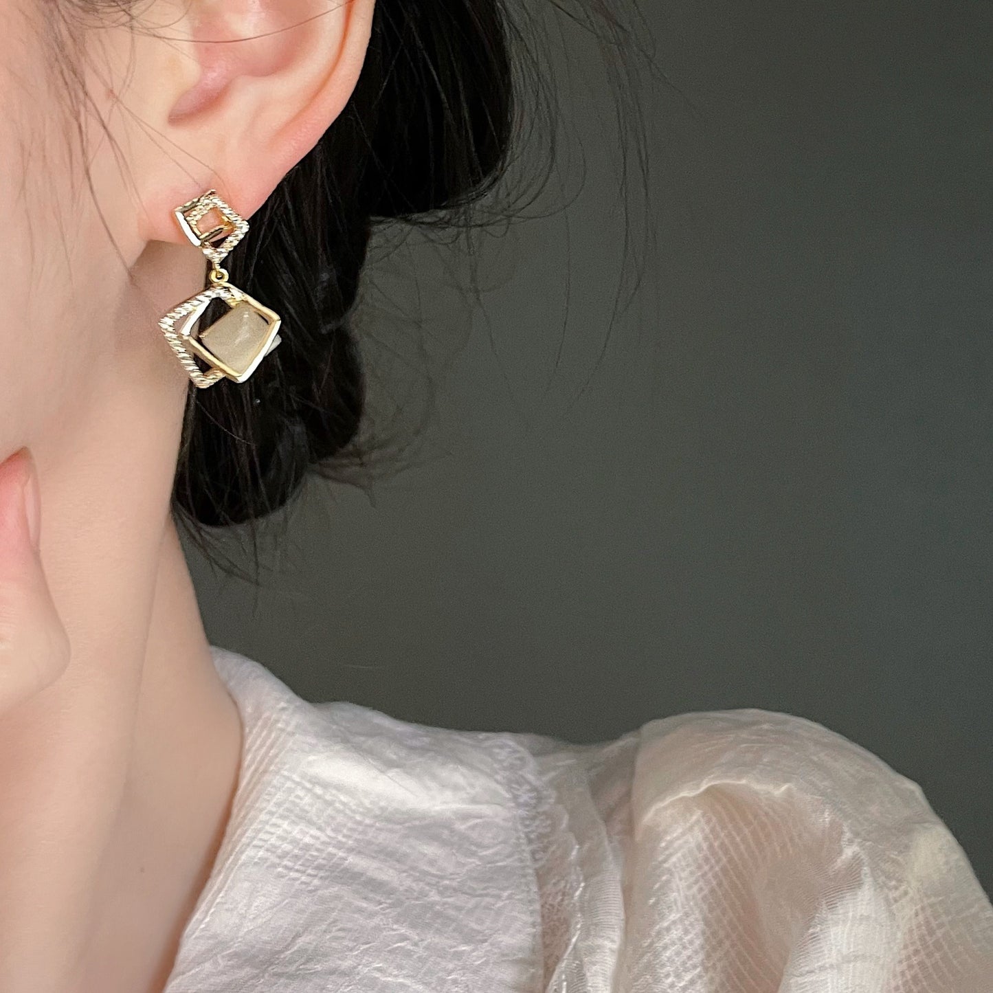 S925 Silver Needle Cat's Eye Small Earrings Female Geometric Square Love Diamond Earrings Simple Atmosphere Earrings