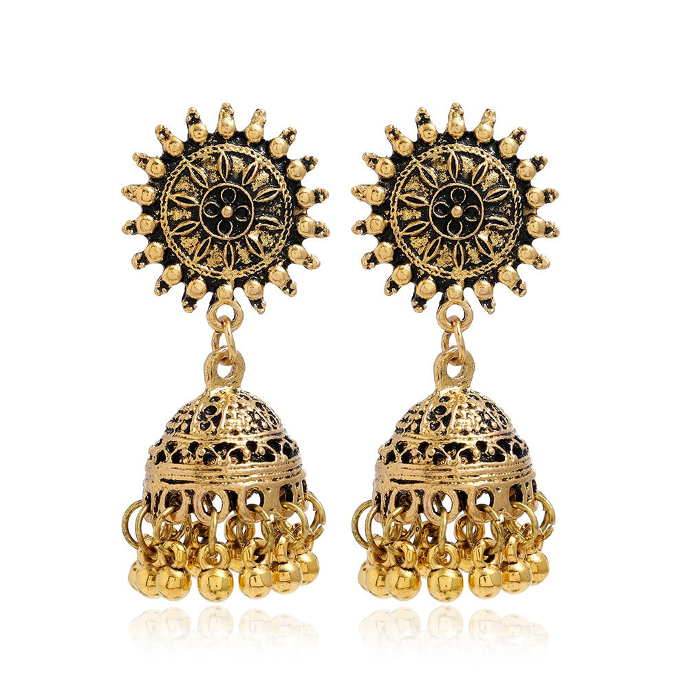 Bohemian ethnic carved retro patterns, creative bell earrings, exaggerated and personalized ethnic style earrings from Europe and America