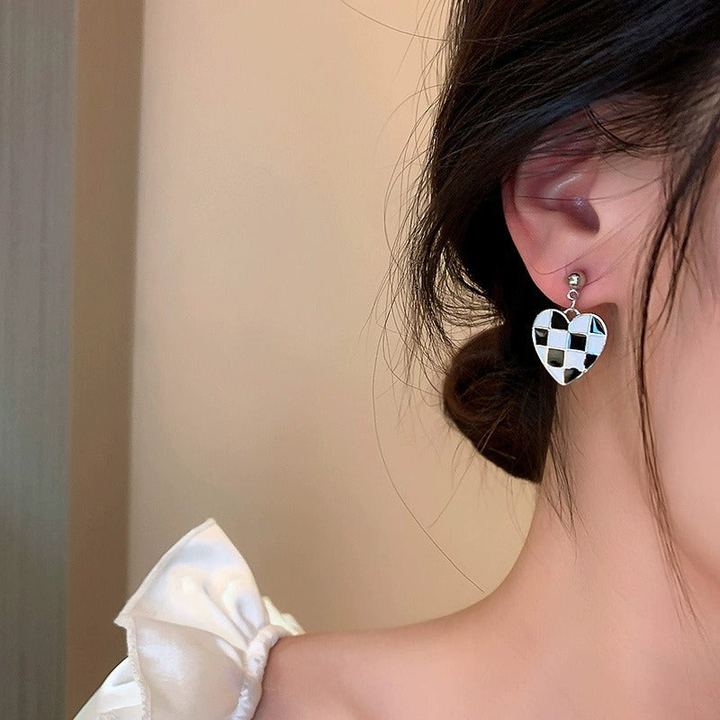 S925 Silver Needle Cat's Eye Small Earrings Female Geometric Square Love Diamond Earrings Simple Atmosphere Earrings