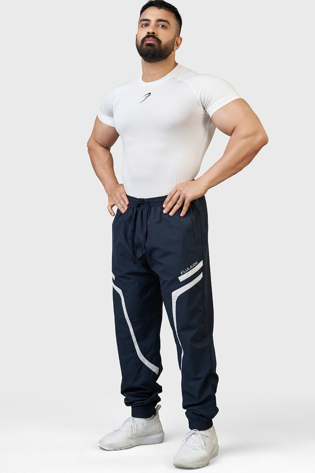 Momentum Joggers Navy