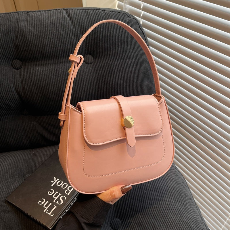 A versatile small square bag