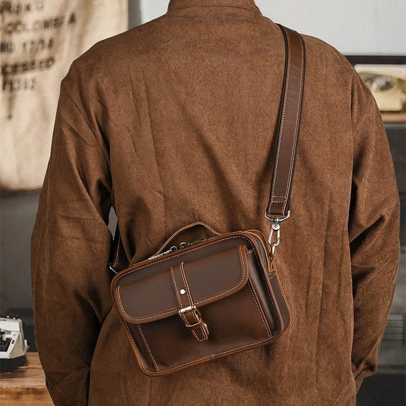 Men's retro crossbody single-shoulder bag