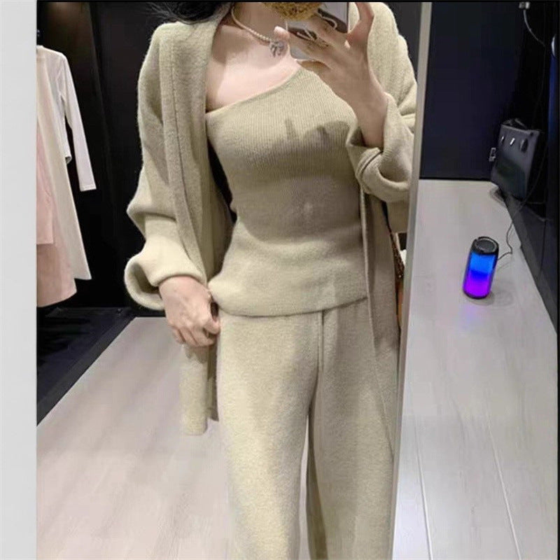Knitted sweater suit