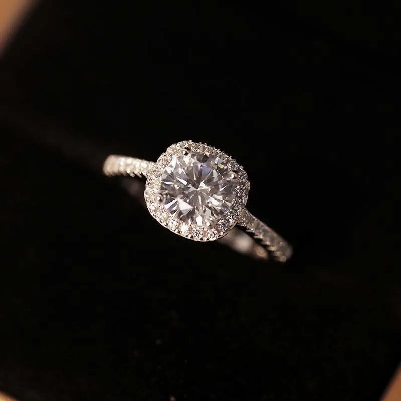 Six-prong imitation diamond ring
