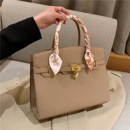 Women's Lock Detail Crossbody Bag with Litchi Pattern