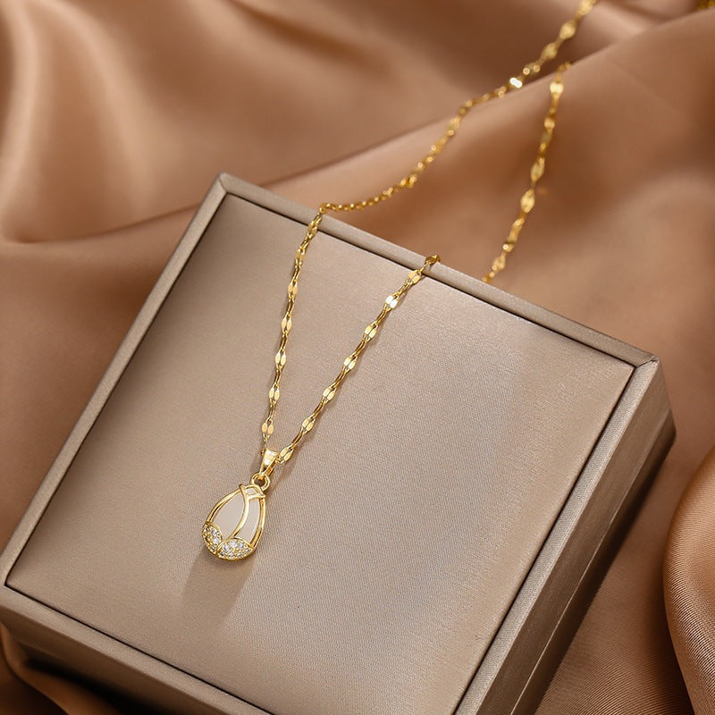 Pendant Necklace