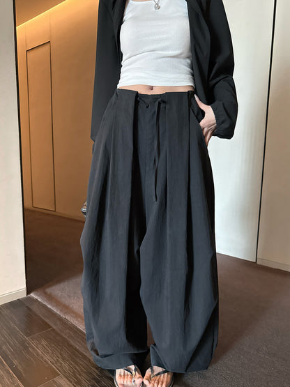 Loose-fit trousers