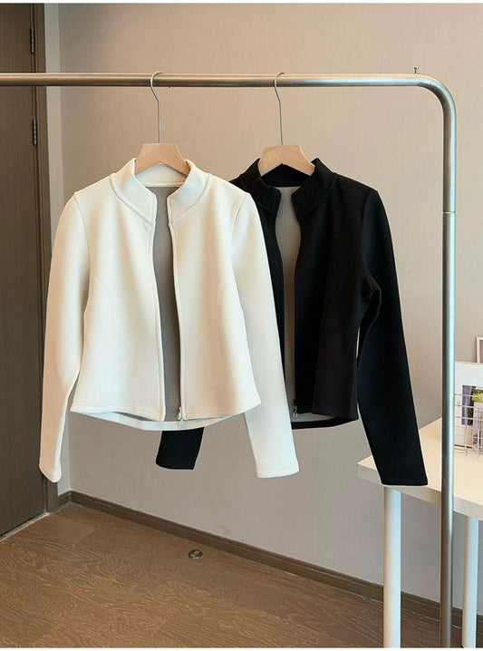 Warm and lightweight Jacket