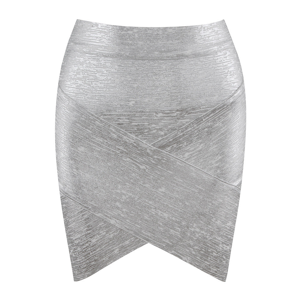 Hip-hugging skirt
