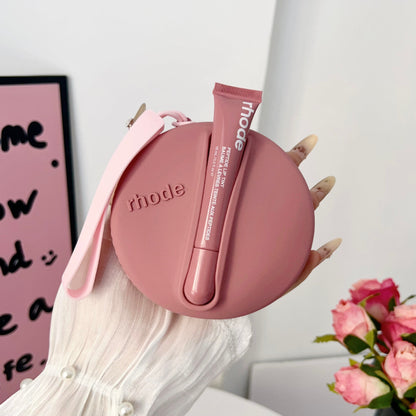 Portable coin purse with earphone compartment
