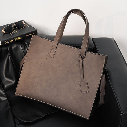 Horizontal pu belt zipper tote bag