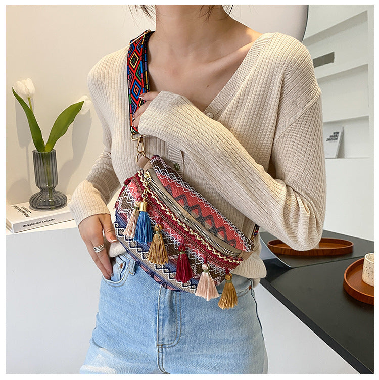 Ethnic Lace Tassel Shoulder Bag