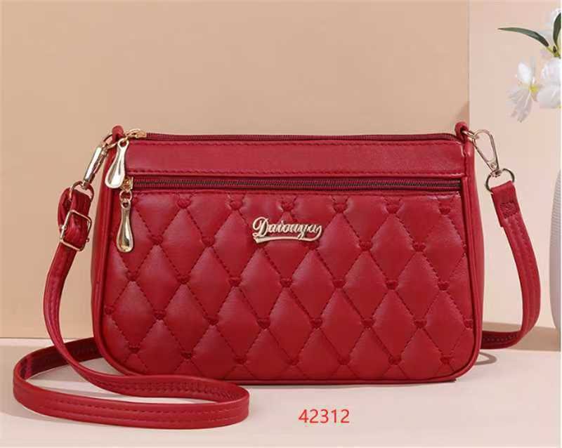 Single-shoulder crossbody bag