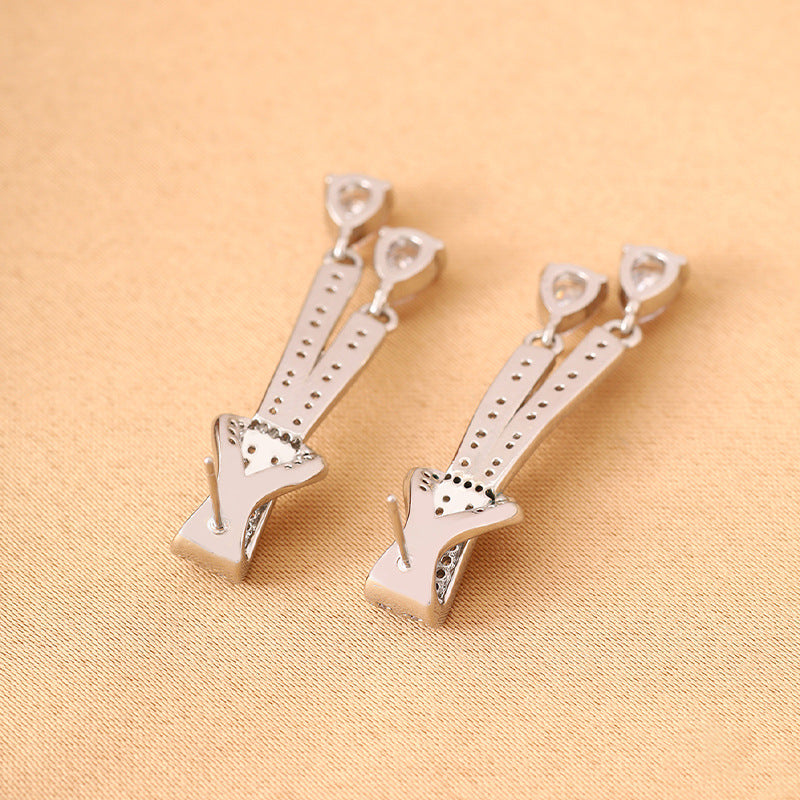 Stylish and sophisticated teardrop earrings