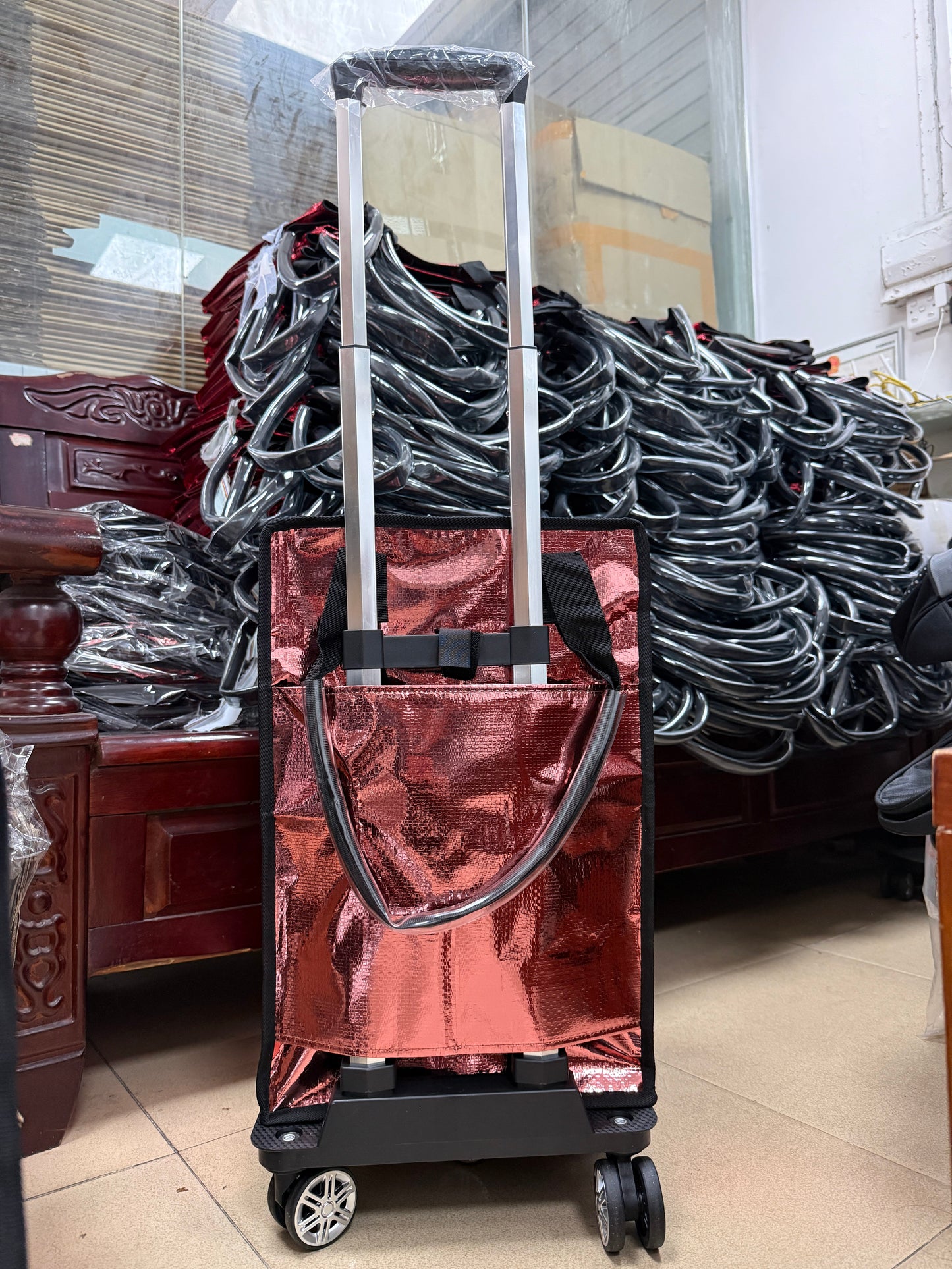 Foldable Trolley Bag with Wheels and Insulation