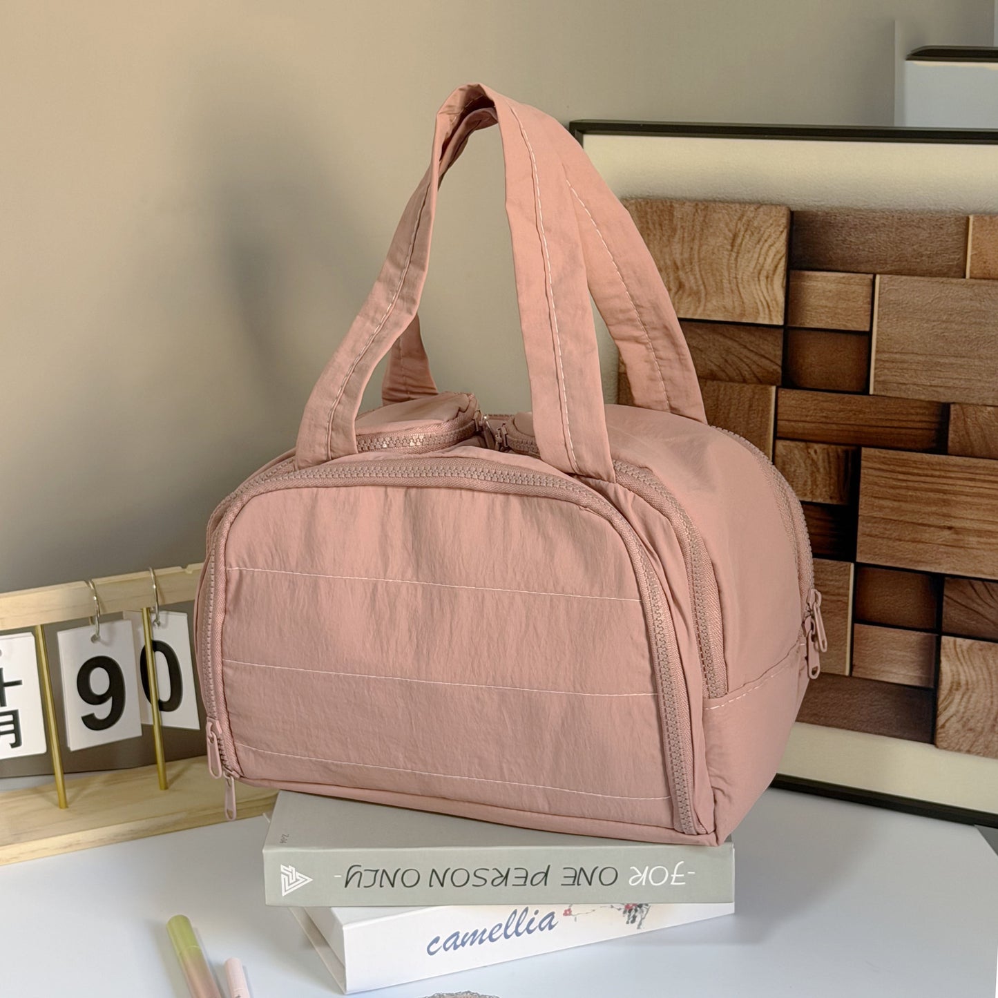 Fashion Cosmetic Storage Bag