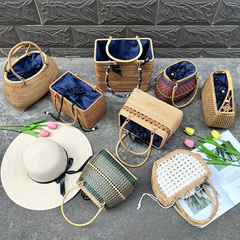 Vintage rattan crossbody bag