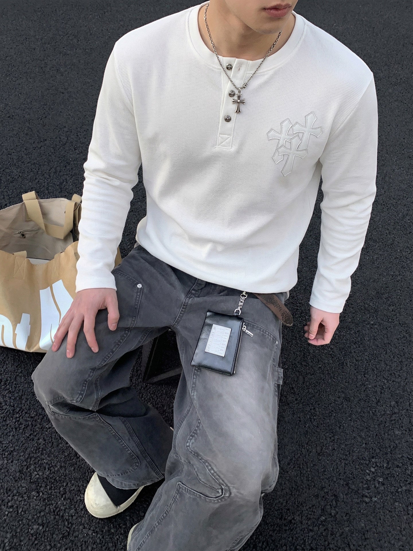 Men's knitted sweater
