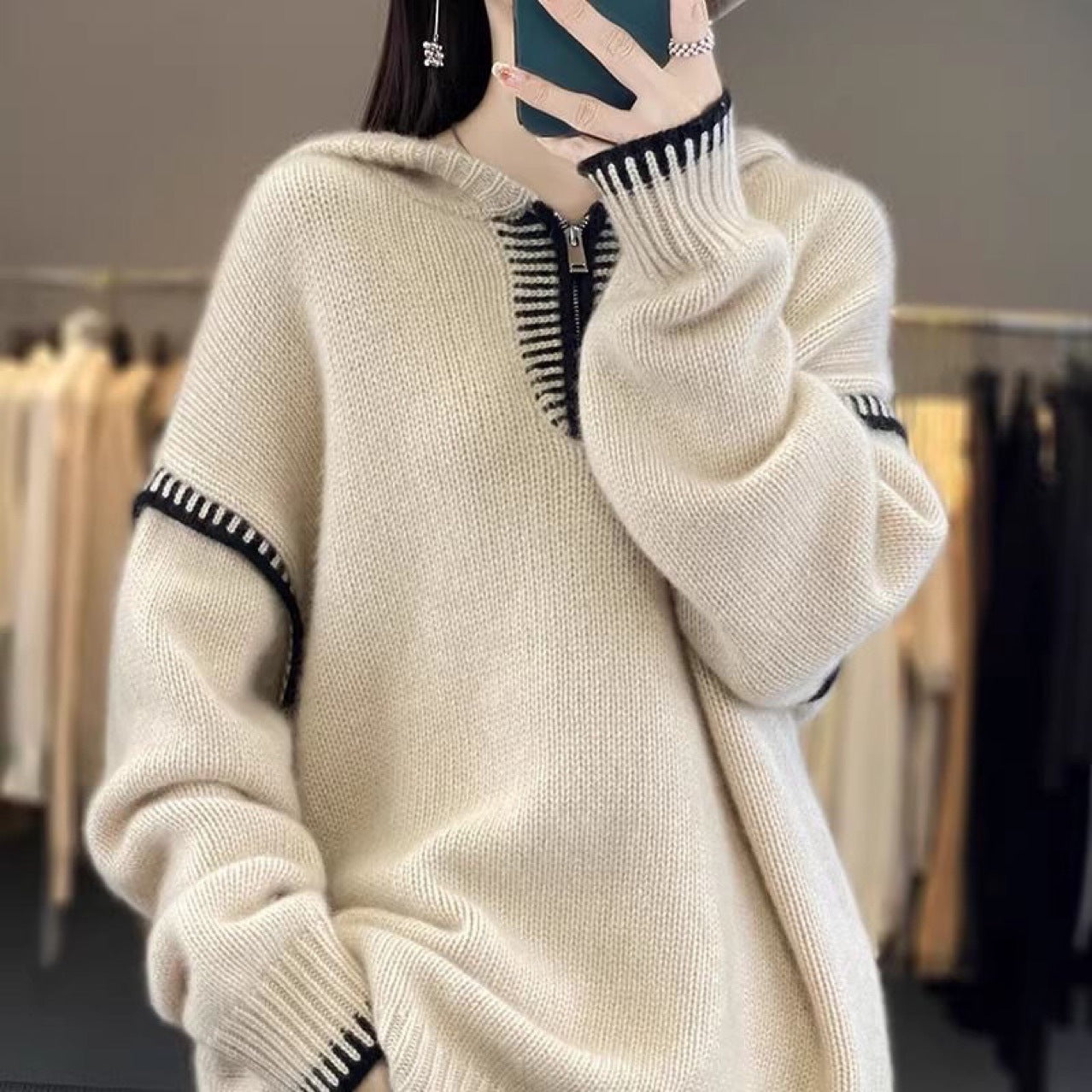 Women Hooded knitwear