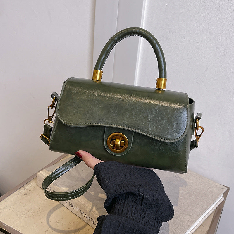 Women's handbags for commuting