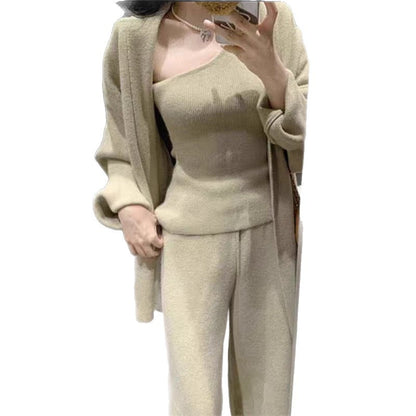 Knitted sweater suit