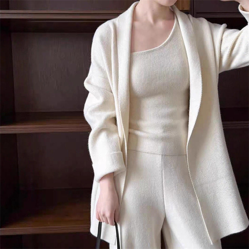 Knitted sweater suit