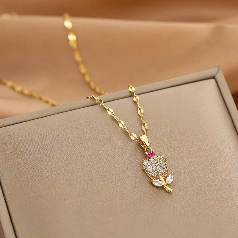 Pendant Necklace