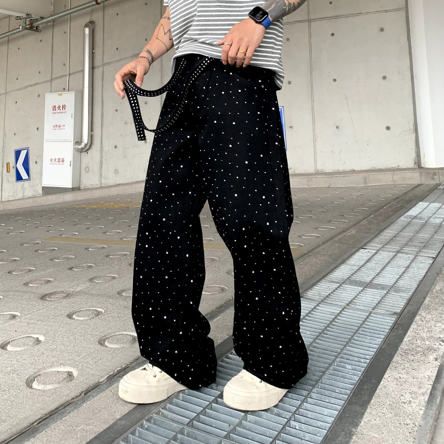 Korean-style jeans