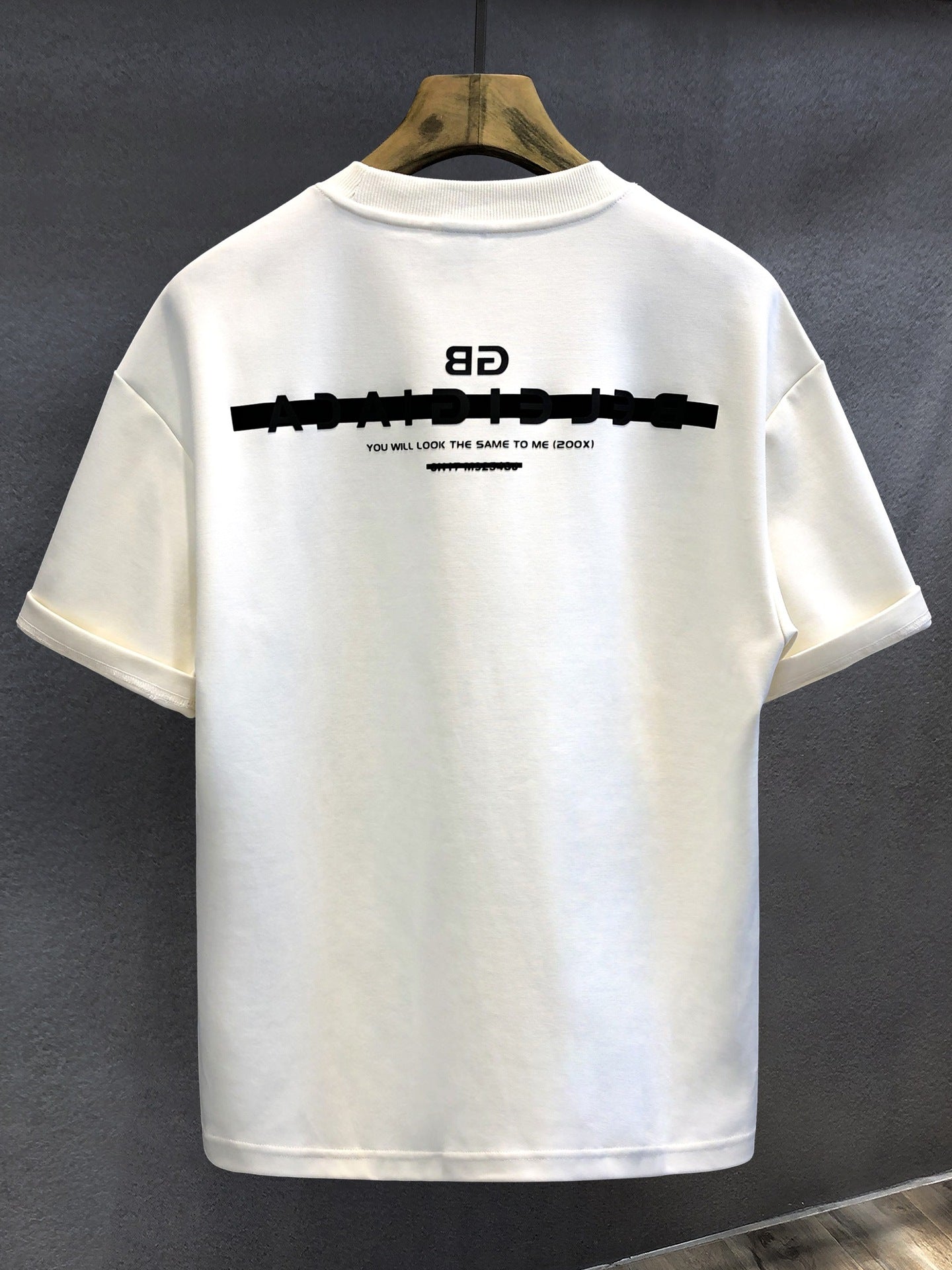 American half-sleeve T-shirt for men