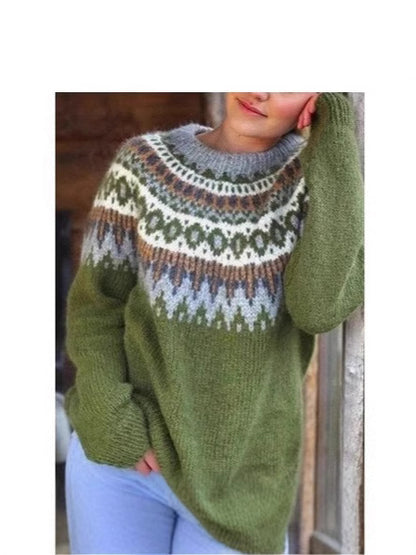 Round-neck multi-color knitted sweater