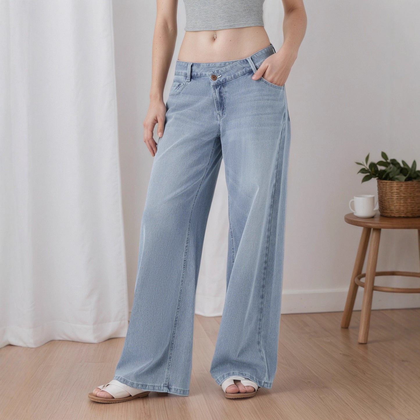 Low-rise jeans