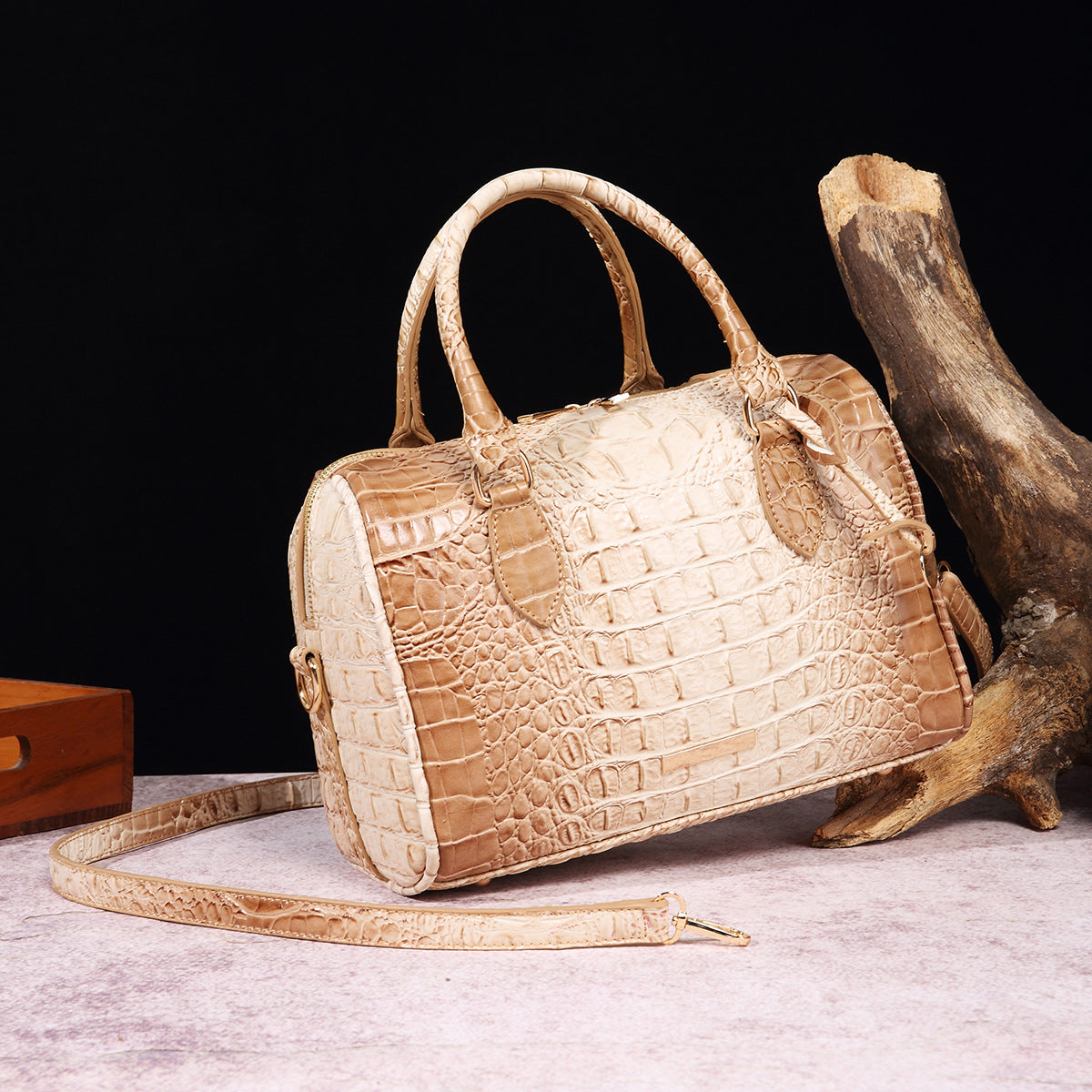 Retro travel women's bag