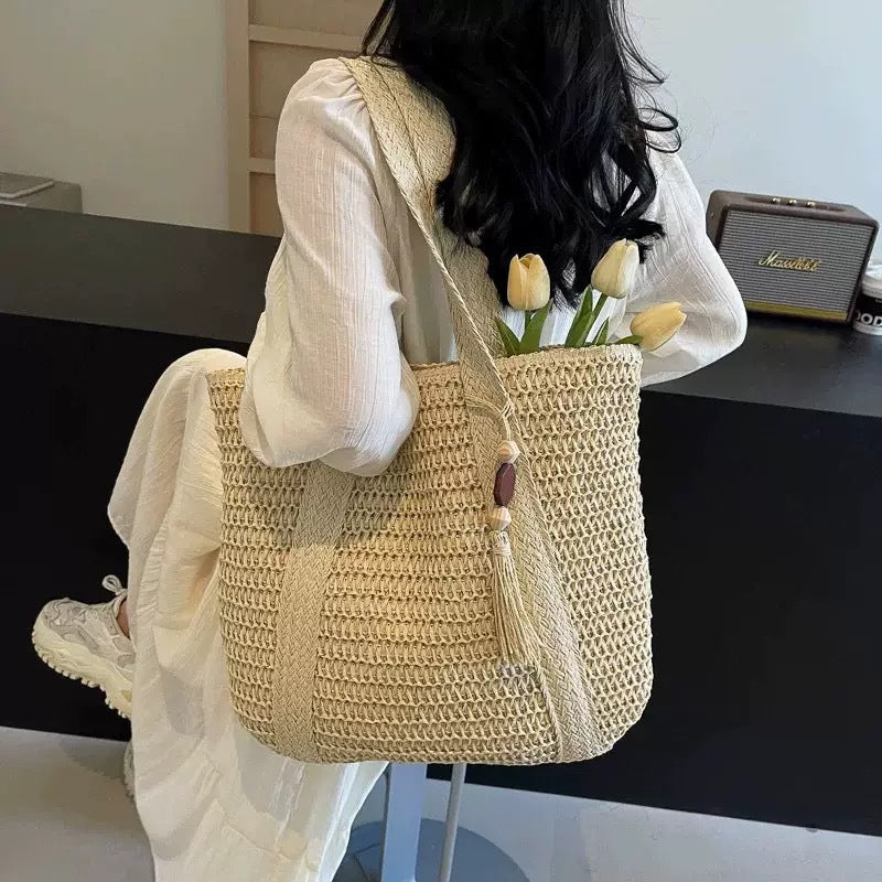 Woven Straw Shoulder Bag with Wide Braid Design