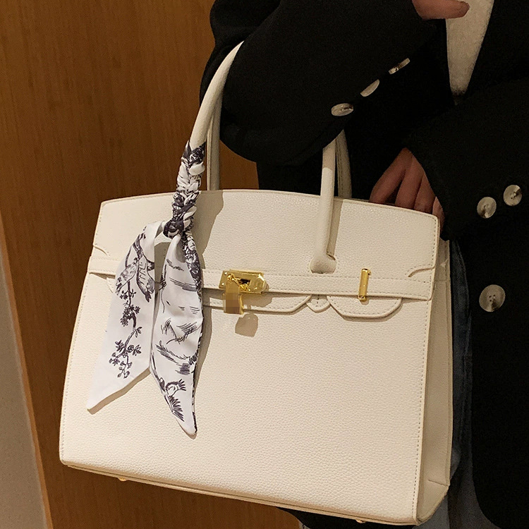 Women's Lock Detail Crossbody Bag with Litchi Pattern