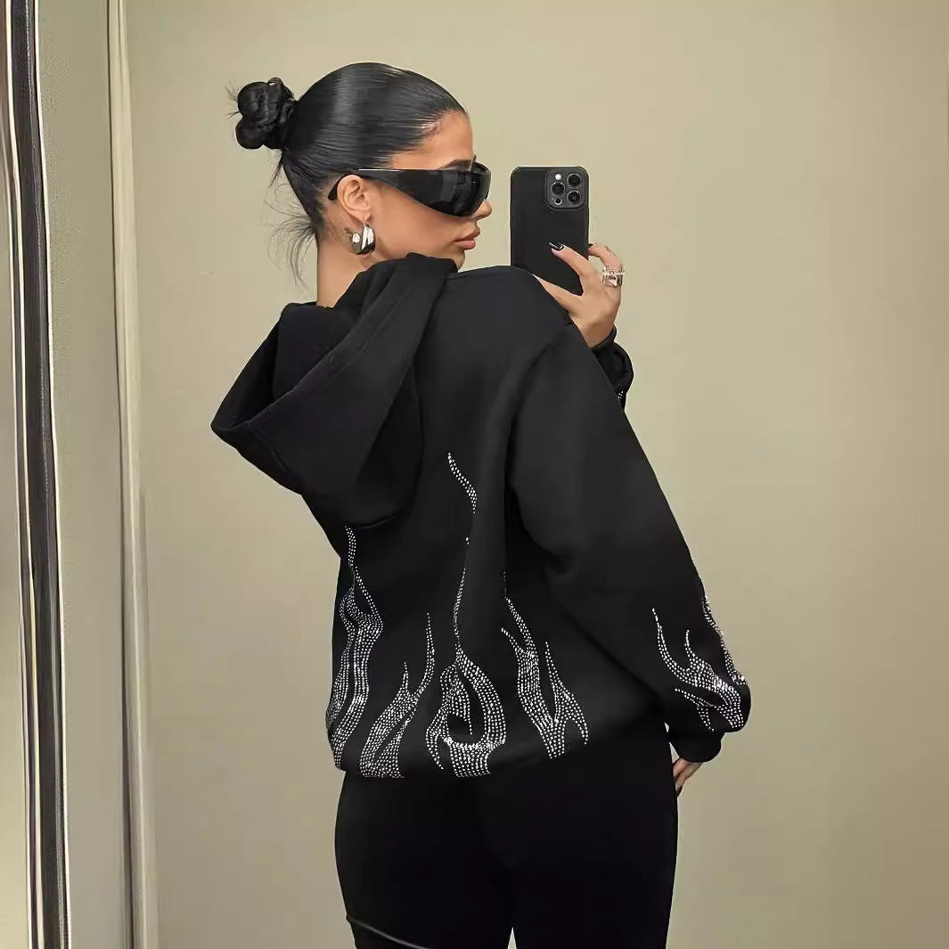 Loose-fitting zip-up hoodie