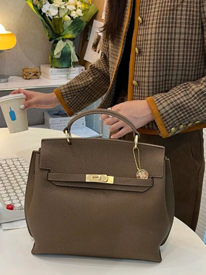 High-end leather tote bag