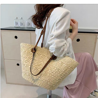 Handmade straw woven large capacity shoulder bag